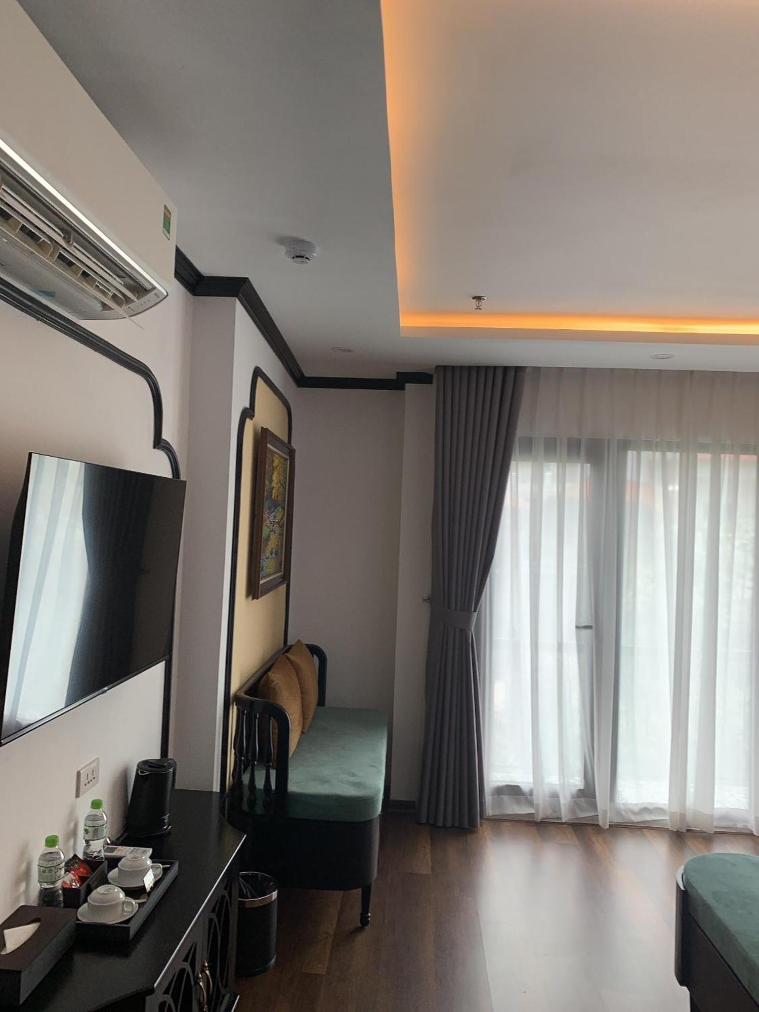 Aquarius Premium Hotel Ханой Екстериор снимка