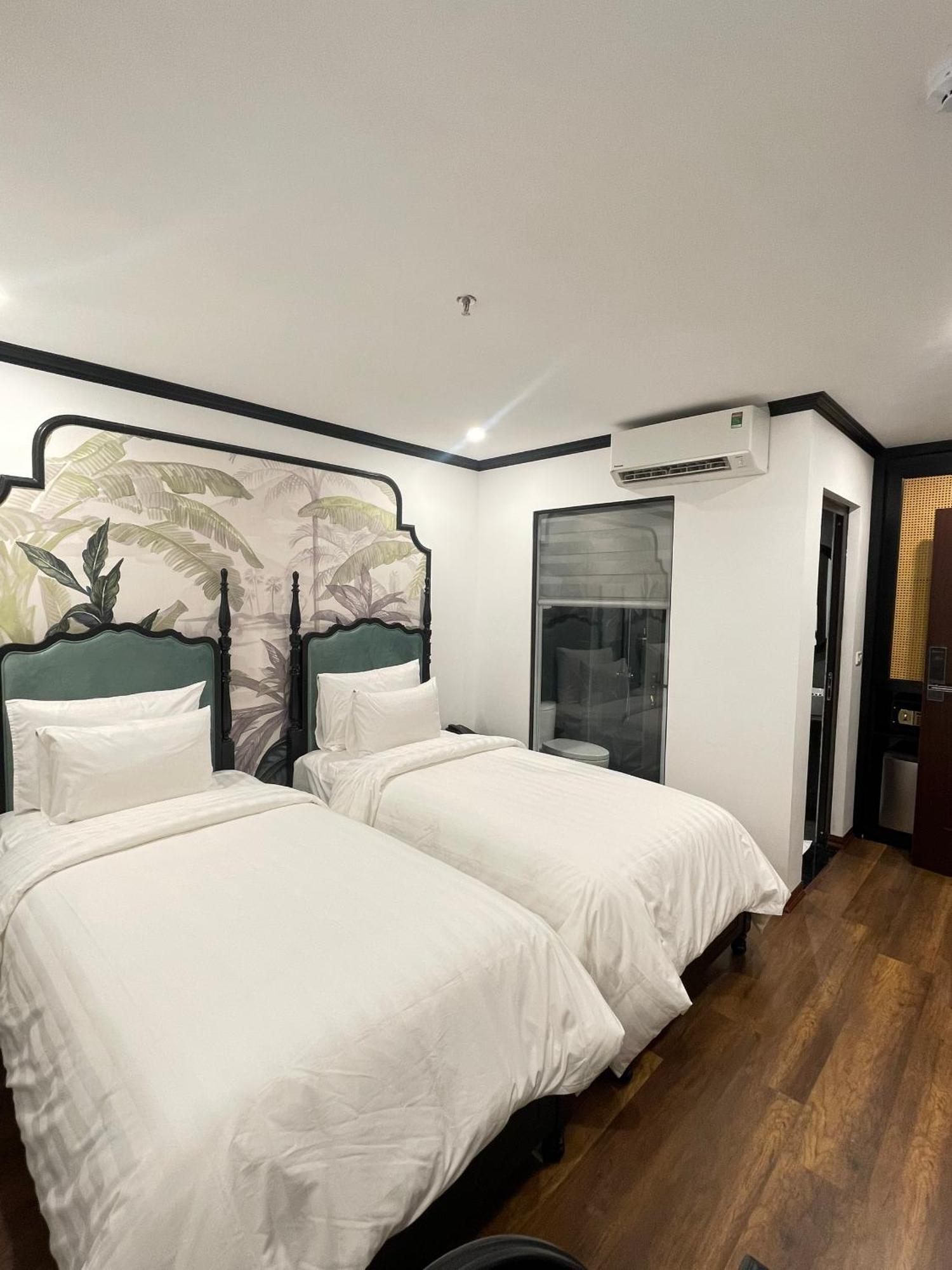 Aquarius Premium Hotel Ханой Екстериор снимка